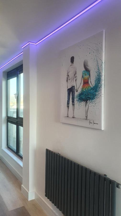 Central Penthouse With Hot Tub & Views 24 Cheltenham Exterior foto